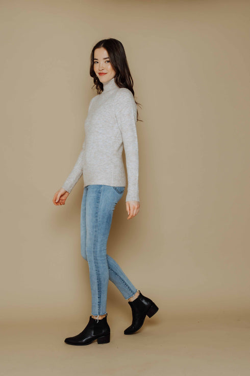 Amanda-Classic Turtleneck Sweater